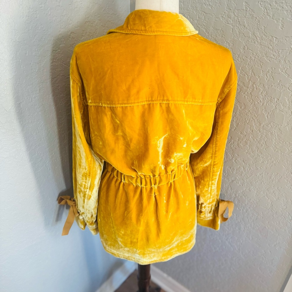 Cinq à Sept Mathieu Velvet Utility Jacket in Sunflower, Size‎ Medium, EXCELLENT - Picture 4 of 17